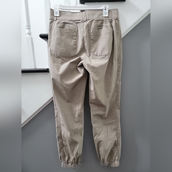 Democracy Ab Technology Cargo Utility Style Pants Size 6 Beige $78 Retail - Picture 3 of 5